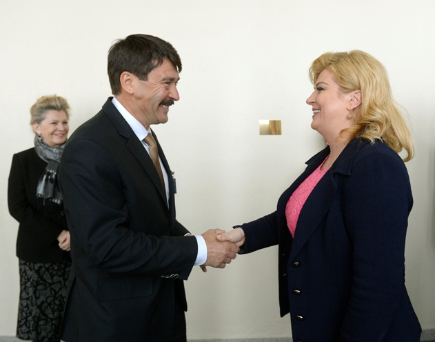 Áder János az ENSZ székházában négyszemközti megbeszélést folytatott Kolinda Grabar-Kitarović horvát elnökkel.