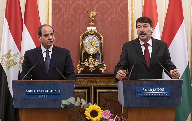 A képen: Áder János és Abdel Fattah Al Sisi a megbeszélésüket követő sajtótájékoztatón.